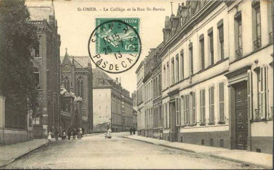 (m)- Vue sur le collège