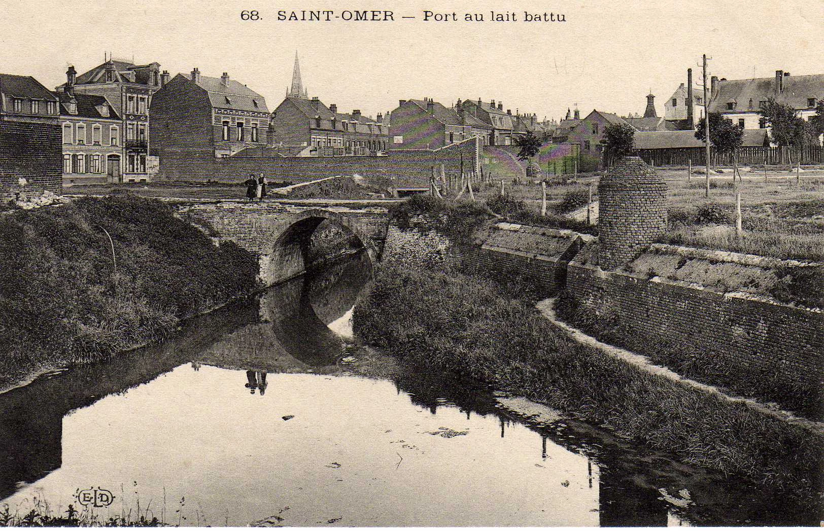 ( a)- Le port au lait battu