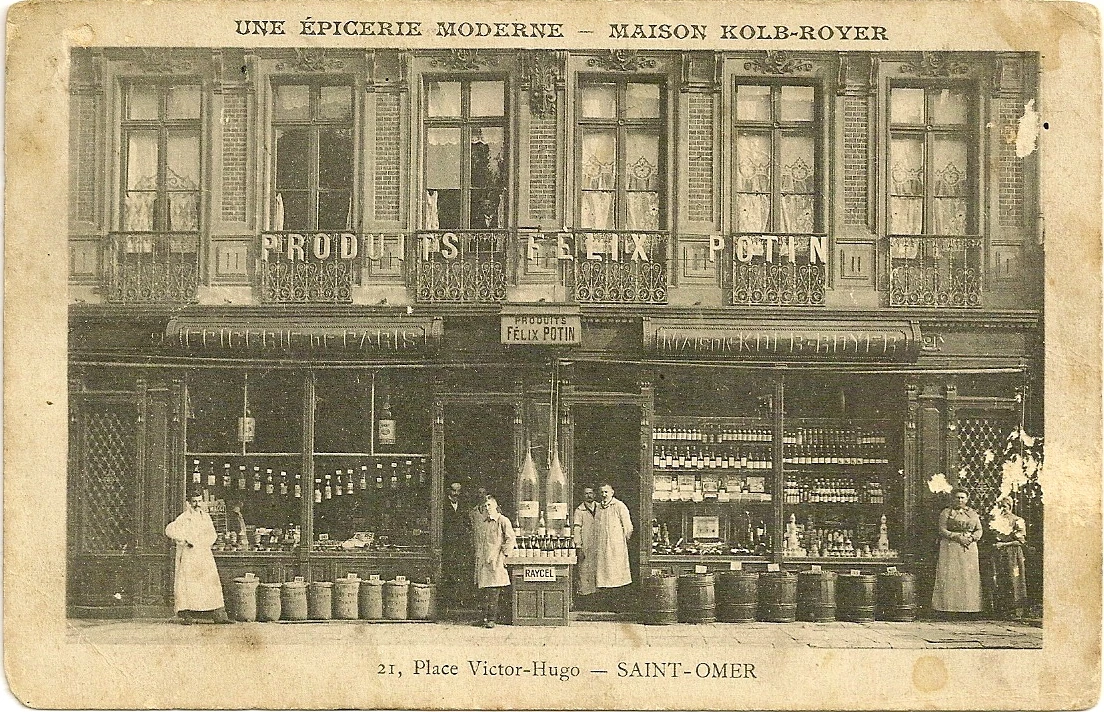 (j)- Une façade de magasin