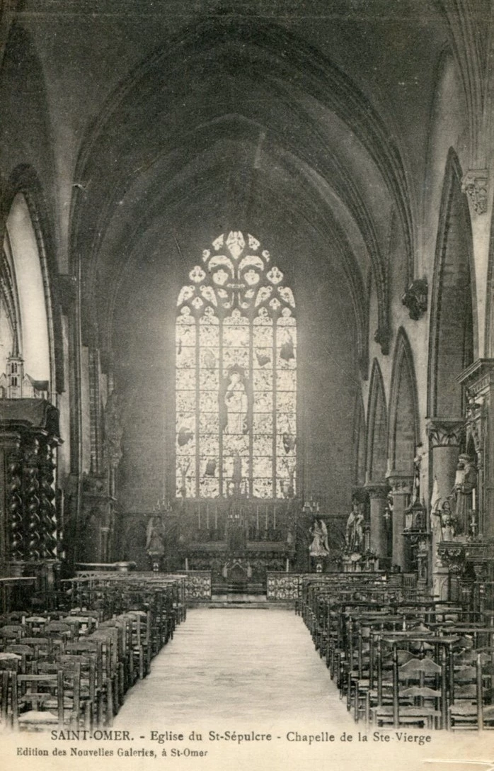 (c1)- Intérieur de l'église